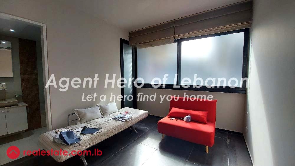 Stylish apt | Stylish building | Stylish balcony — Hub Realtors