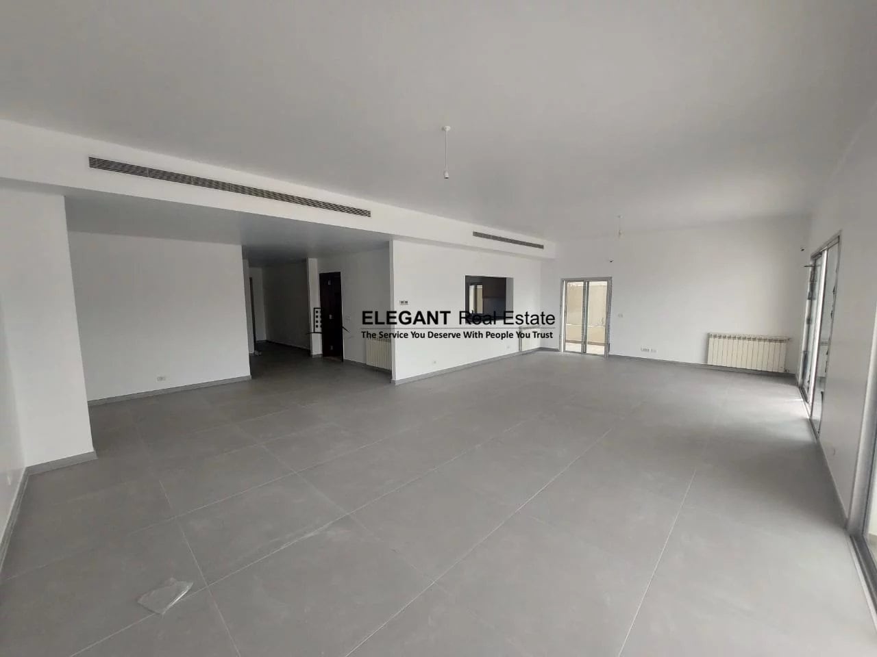 Bright flat | Spacious Terrace | Sea-City View — Hub Realtors