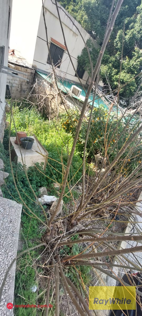 Land for rent in Ain El Remmaneh — Hub Realtors