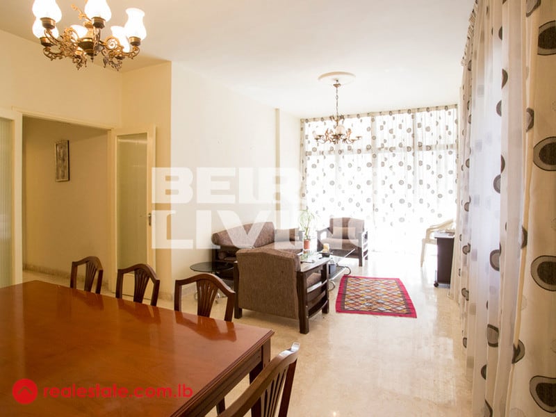 Charming & Cozy in the heart of the city — Hub Realtors