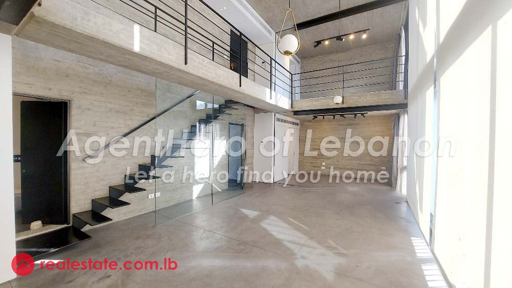 Modern Loft | Cosy Balcony | Perfect Location — Hub Realtors