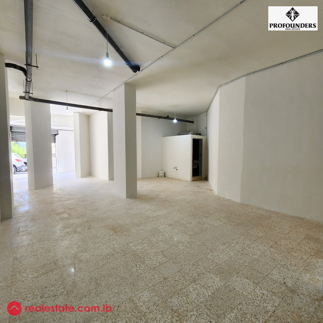 Warehouse with 4.5Meter Height for rent in Ghadir — Hub Realtors