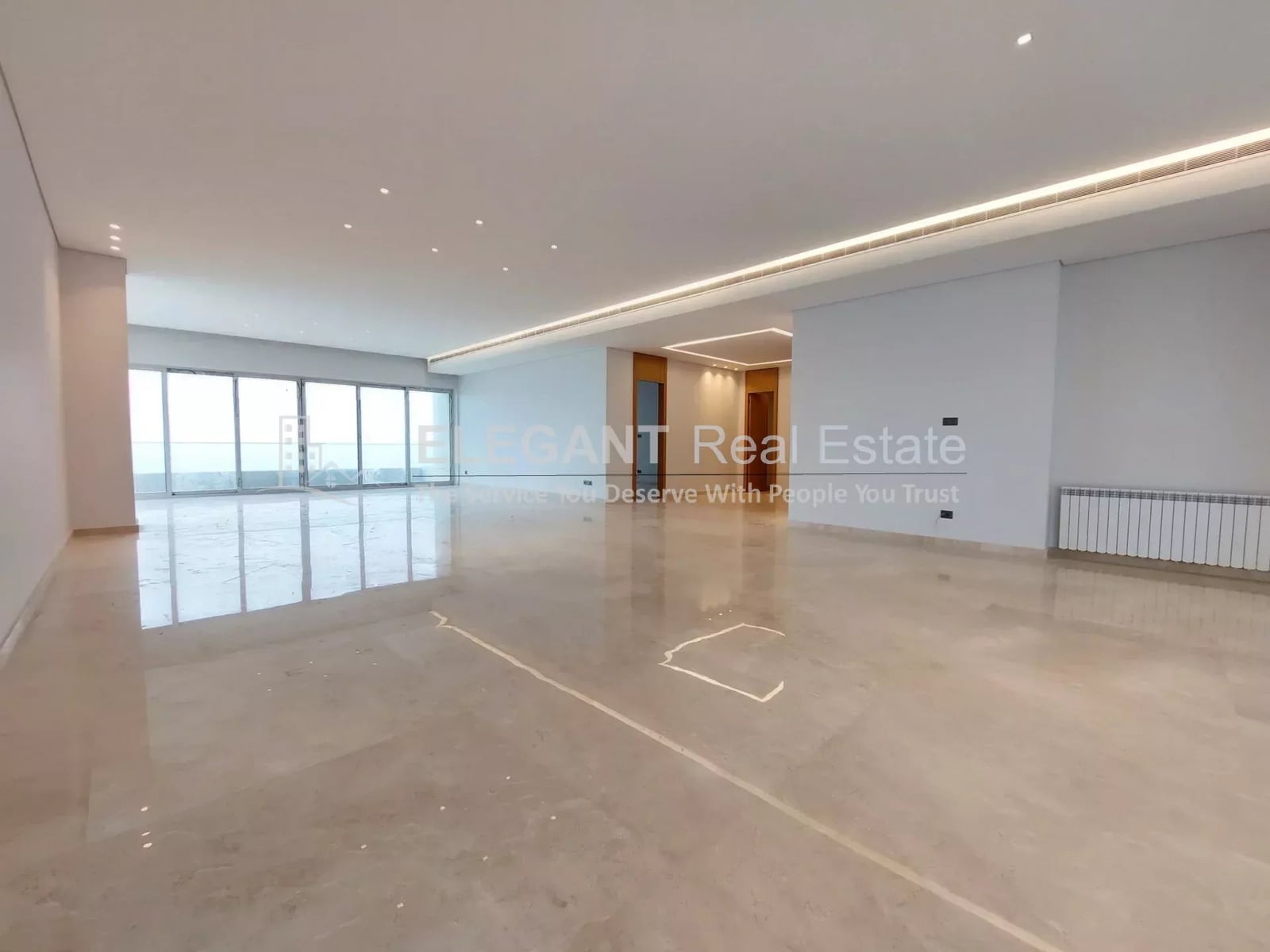 Breathtaking Sea View | Apartment For Rent | Prime Location | Ain el Mraiseh — Hub Realtors