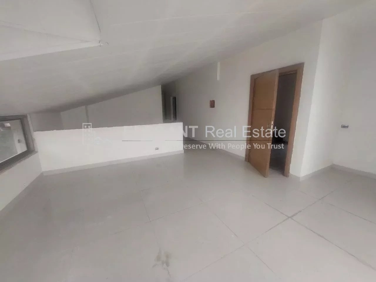 Penthouse, Elissar | Open Views | Spacious Terrace — Hub Realtors