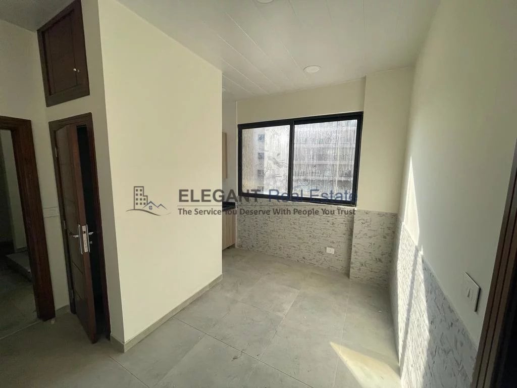Modern Office | Prime Location | Business center — Hub Realtors