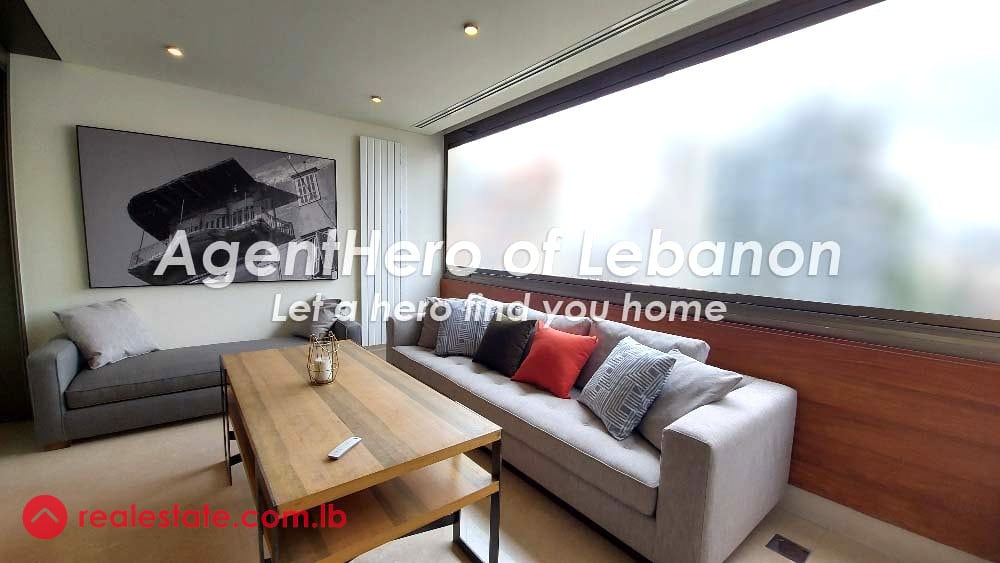 Spacious High-End Apartment | Shared Gym — Hub Realtors