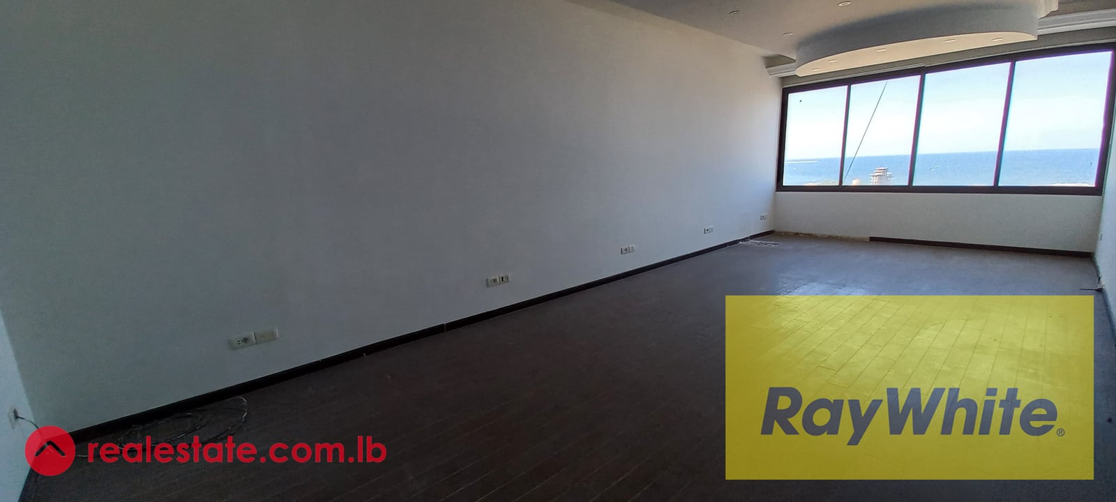 Office renovated in commercial center in Zalka for rent — Hub Realtors