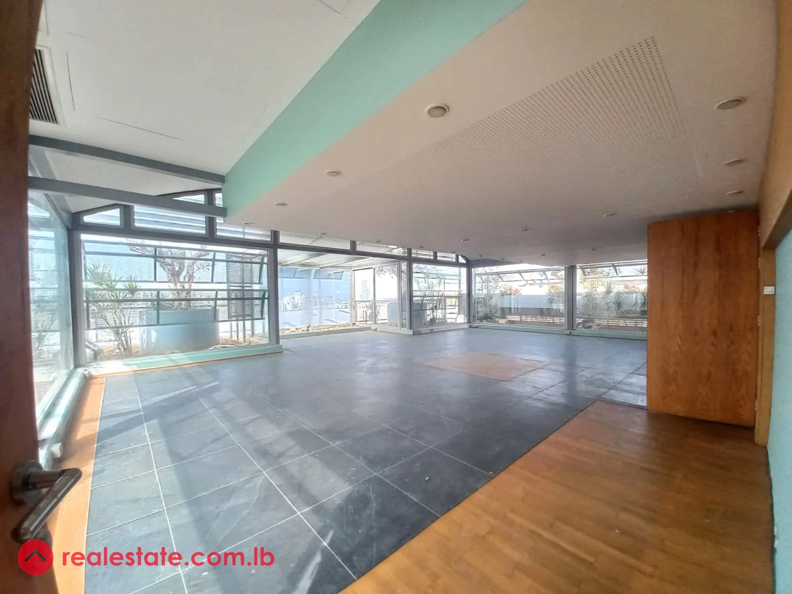 elegant office with mezzanine for rent in mkaless — Hub Realtors