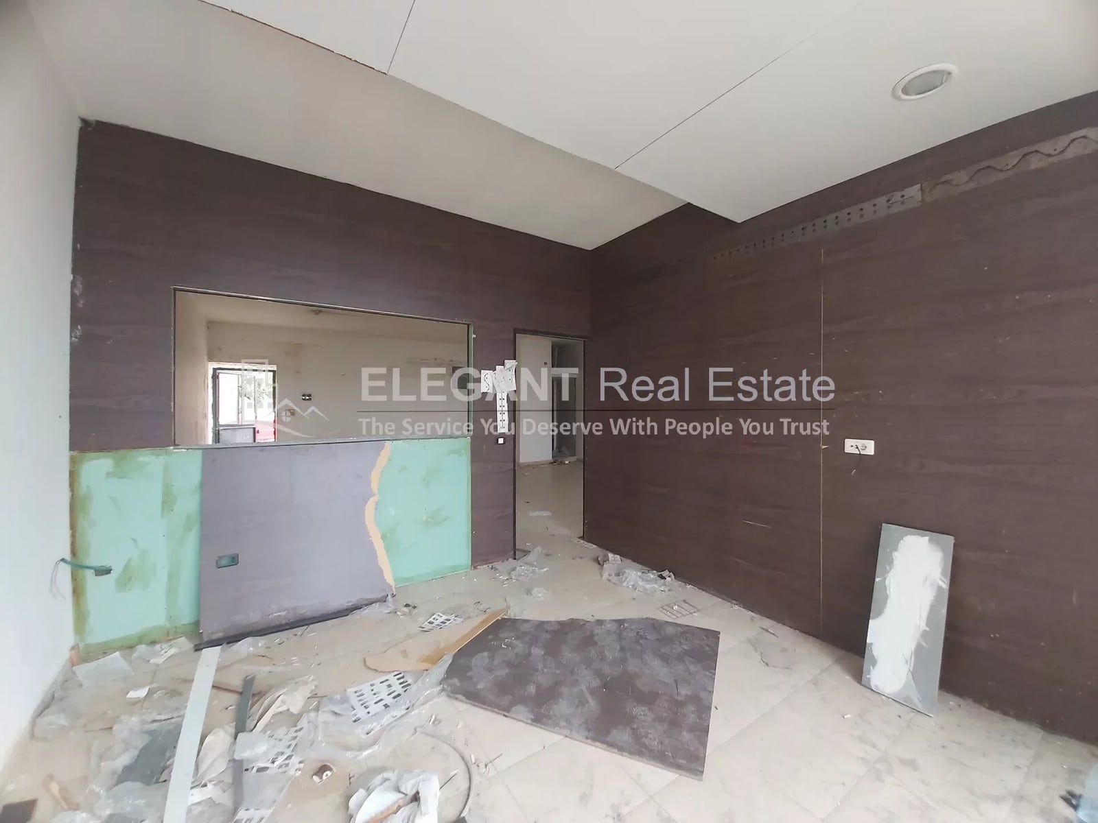 Shop For Rent | On Highway | Halat — Hub Realtors