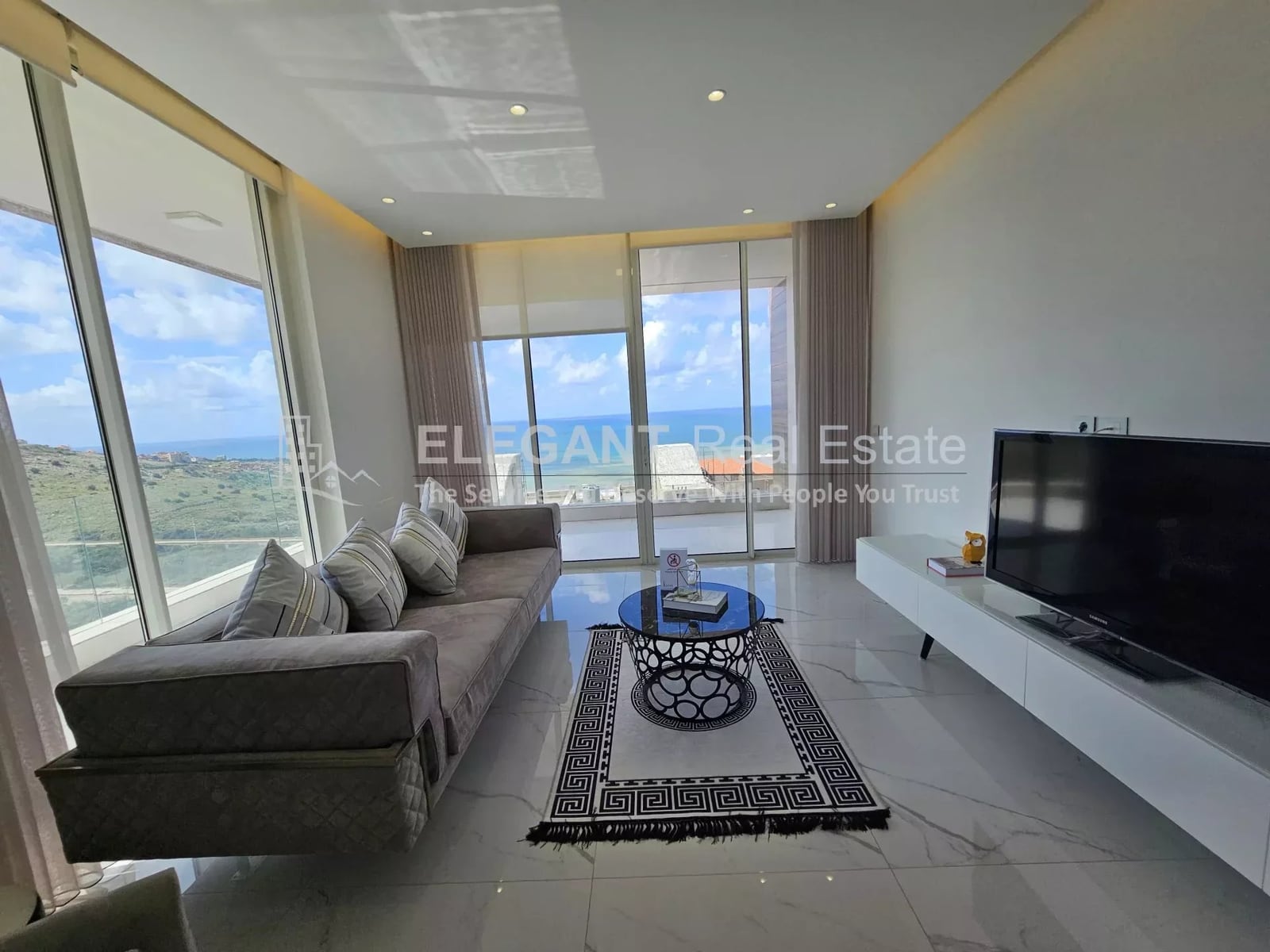 Beautiful Apartment | Panoramic Sea View | Terrace — Hub Realtors