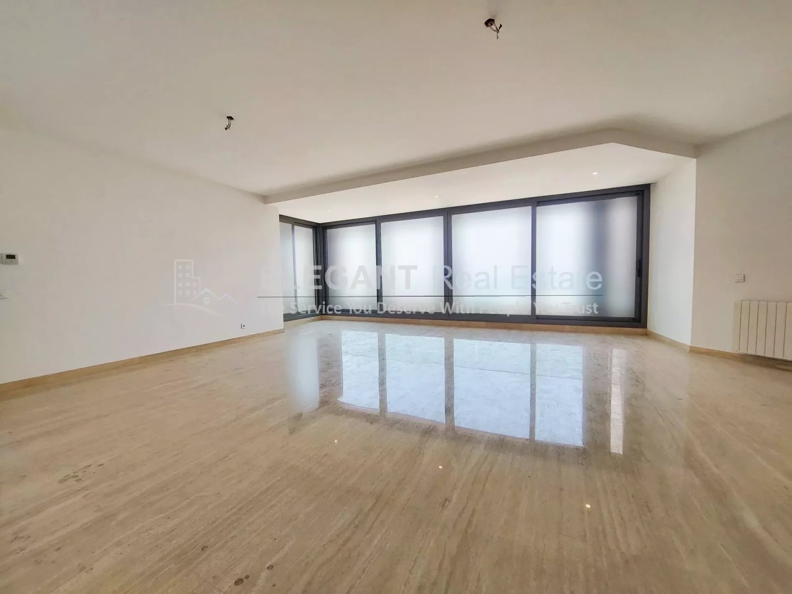 Spacious with High End Finishing & 24/7 Electricity ! — Hub Realtors