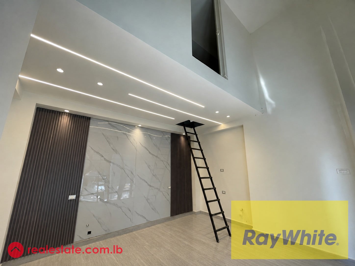 Shop For Rent in Downtown — Hub Realtors
