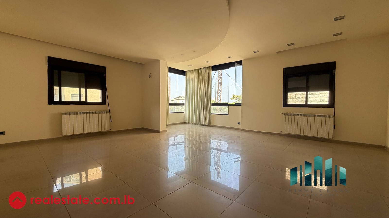 Apartment for Sale in Awkar 180 sqm for 210k — Hub Realtors