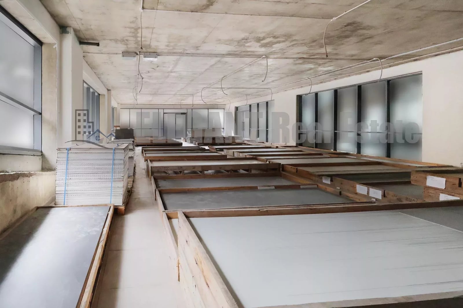Showroom for Rent | Prime Location | Baabda — Hub Realtors