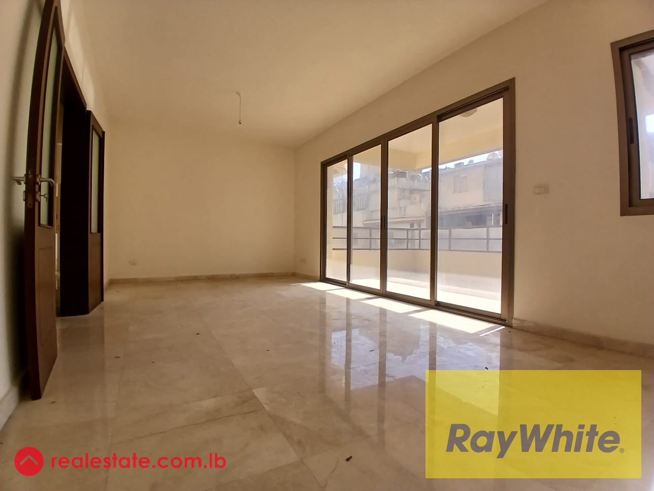 Apartment For Sale In Sakiet Al Janzeer — Hub Realtors