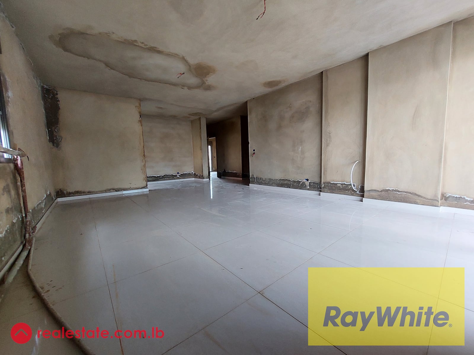 Apartment for sale in Ain Alaq — Hub Realtors