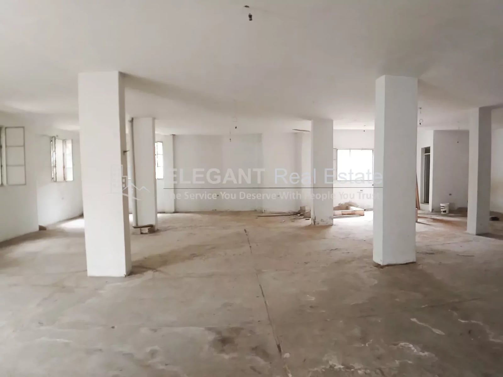 Spacious Warehouse | Easy Access — Hub Realtors