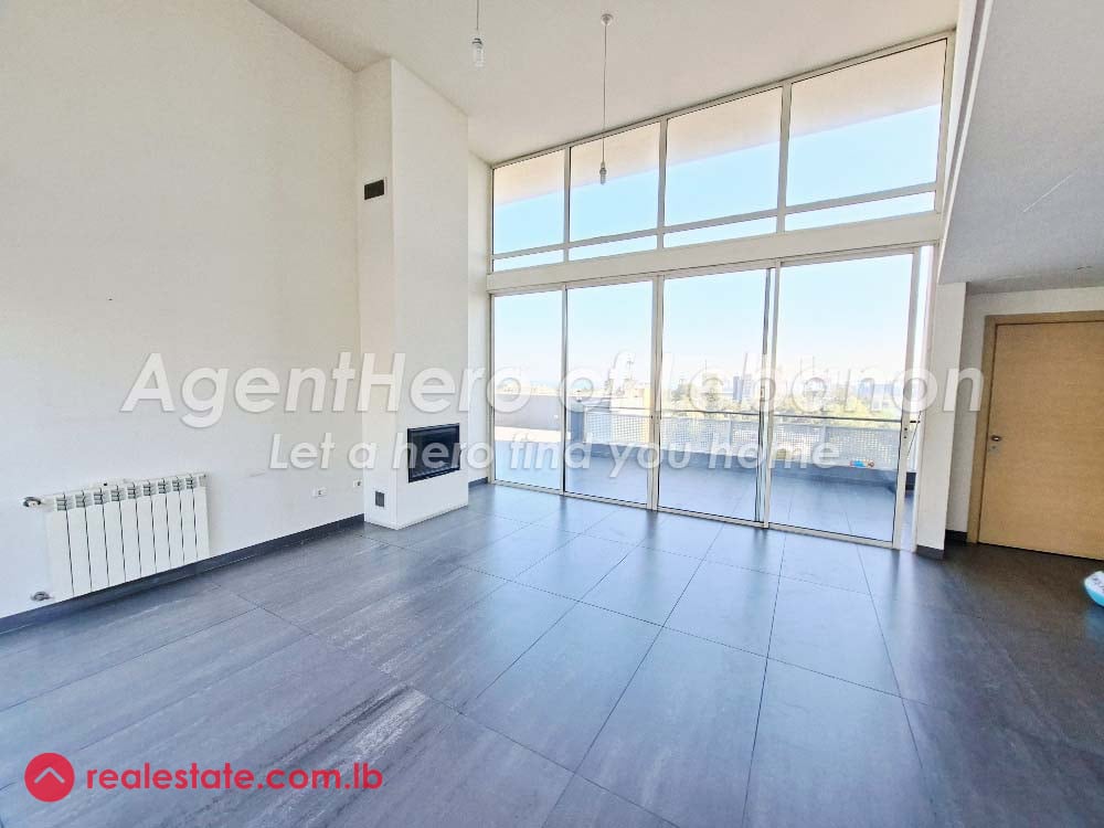 Beautiful Duplex with Large Terrace & Front Sea View — Hub Realtors