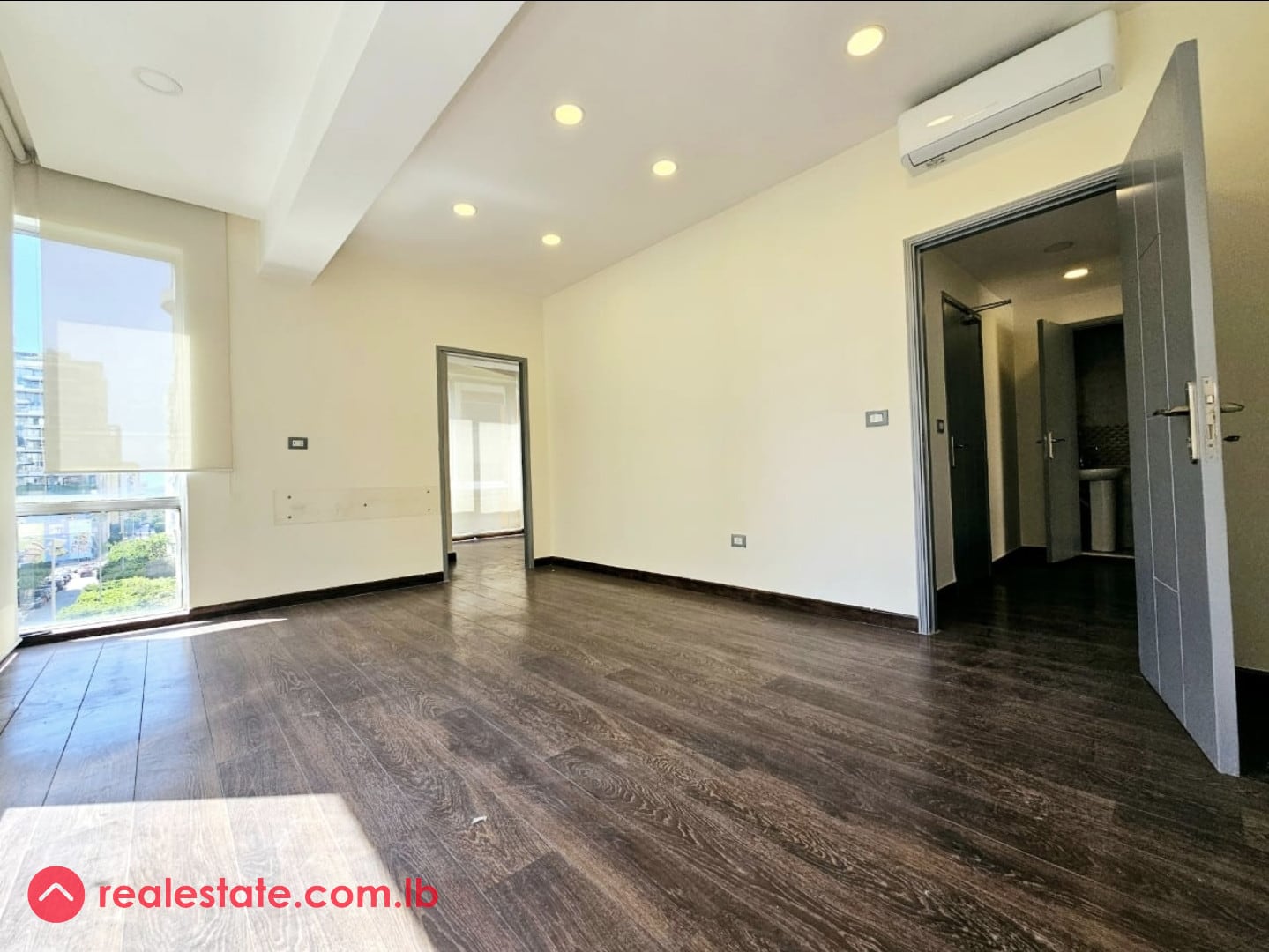 New | office | ready to move-in — Hub Realtors
