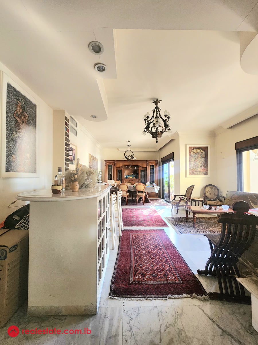 Spacious | sunny | prime location — Hub Realtors