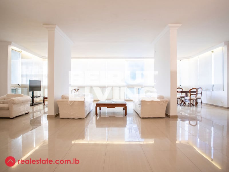 Charming Flat in The Heart Of The City — Hub Realtors