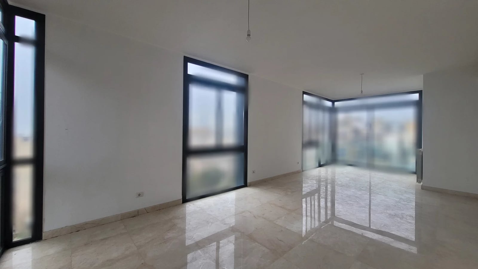Spacious Apartment | Sanayeh | Prime Location | Incredible View | 195 Sq.m — Hub Realtors