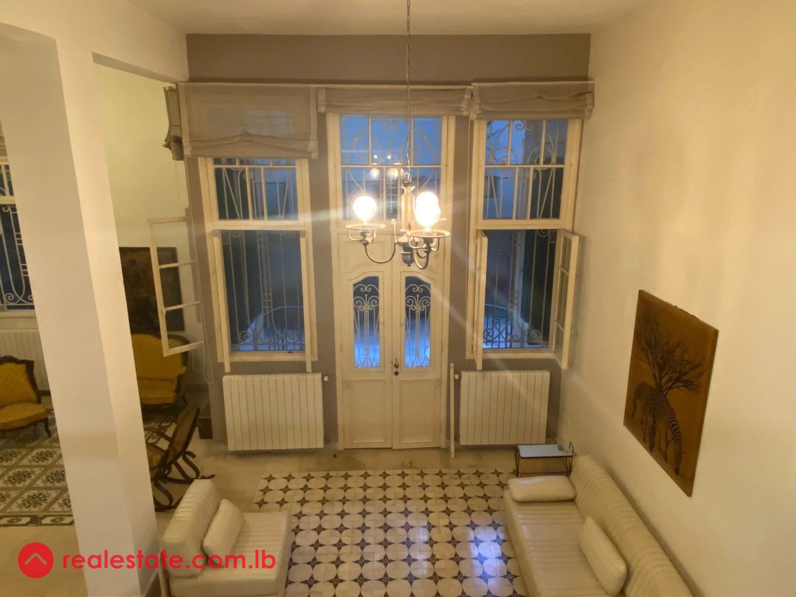 Beautiful apartment adjoining a Garden! — Hub Realtors