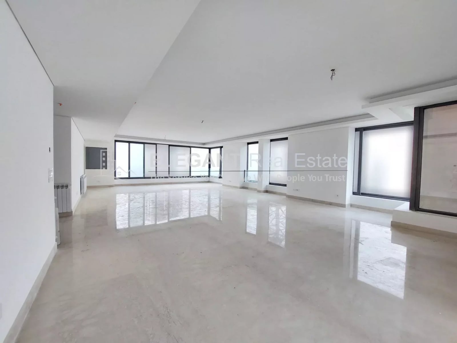 Spacious with Panoramic Sea View & 24/7 Electricity ! — Hub Realtors