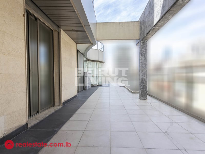 Modern | Spacious | Huge 100sqm Terrace — Hub Realtors